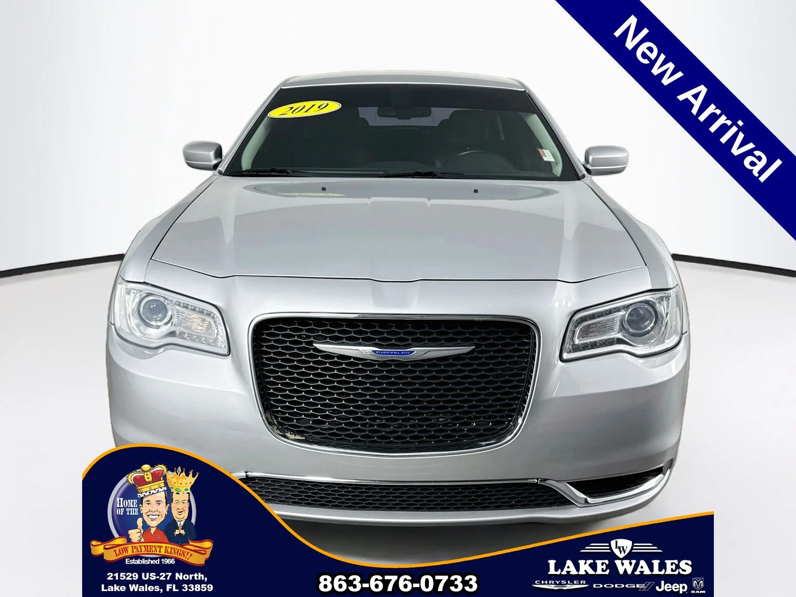 Used 2019 Chrysler 300 Touring with VIN 2C3CCAAG4KH602344 for sale in Lake Wales, FL