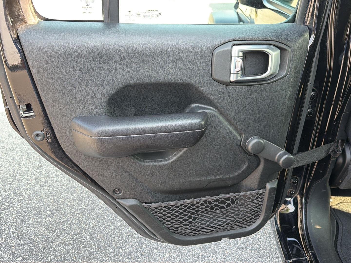 Used 2020 Black Clearcoat Jeep Sport image 17