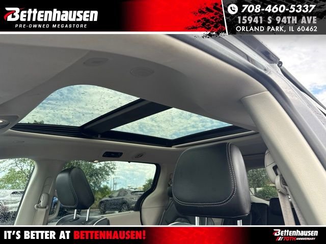 Used 2021 Gray Chrysler Limited image 12
