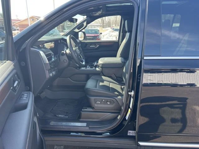 Used 2026 Onyx Black GMC Denali image 11