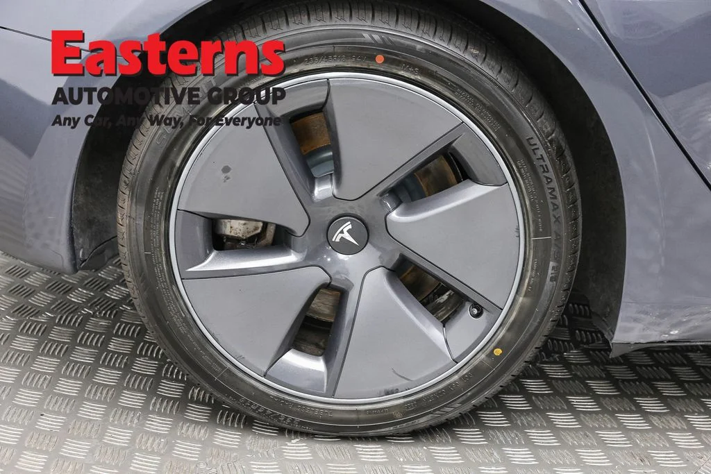 Used 2023 Gray Tesla Base image 24