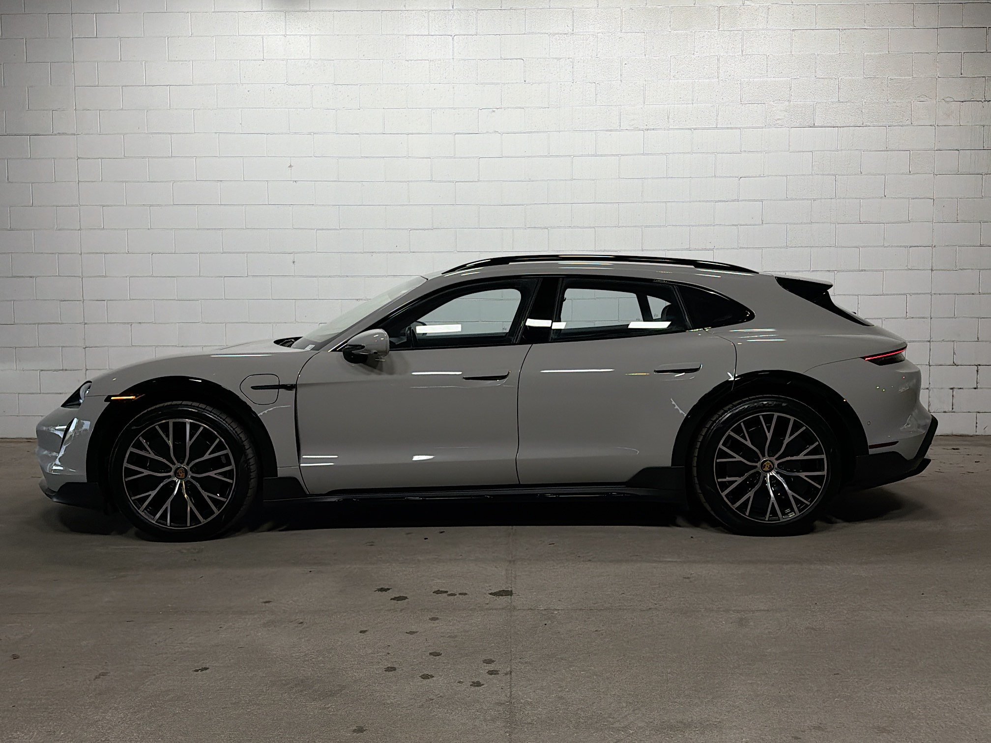 Certified 2022 Porsche Taycan Turbo S with VIN WP0BC2Y18NSA74239 for sale in Tampa, FL