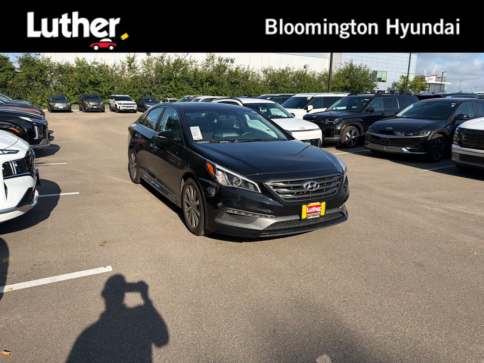 Used 2017 Phantom Black Hyundai Limited image 1