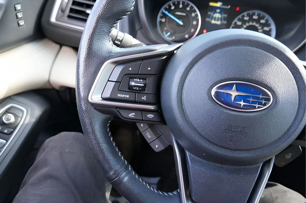 Used 2022 Brilliant Bronze Metallic Subaru Limited image 24