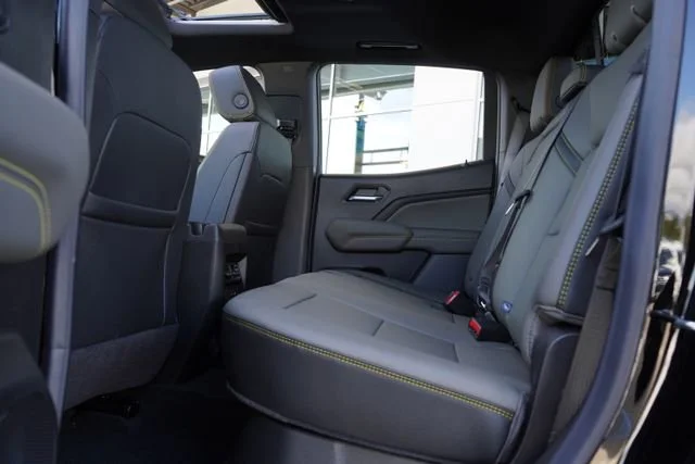 2026 Chevrolet Colorado ZR2 - Photo 31