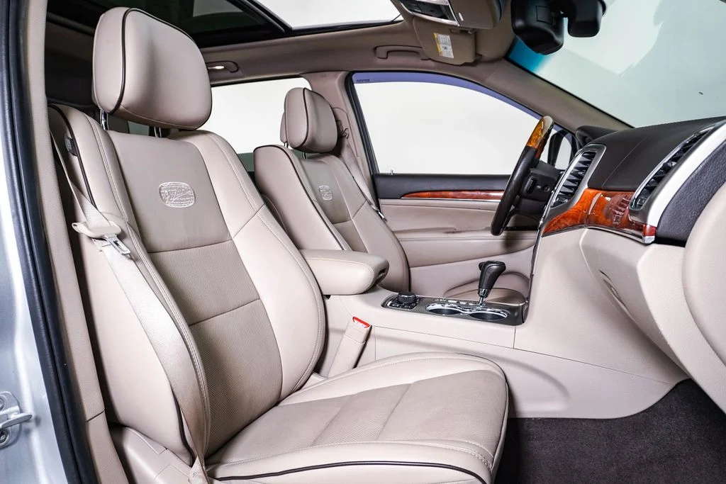 Used 2011 Bright Silver Metallic Jeep Overland image 15