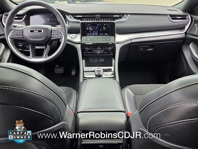 Used 2023 White Jeep Altitude X image 9