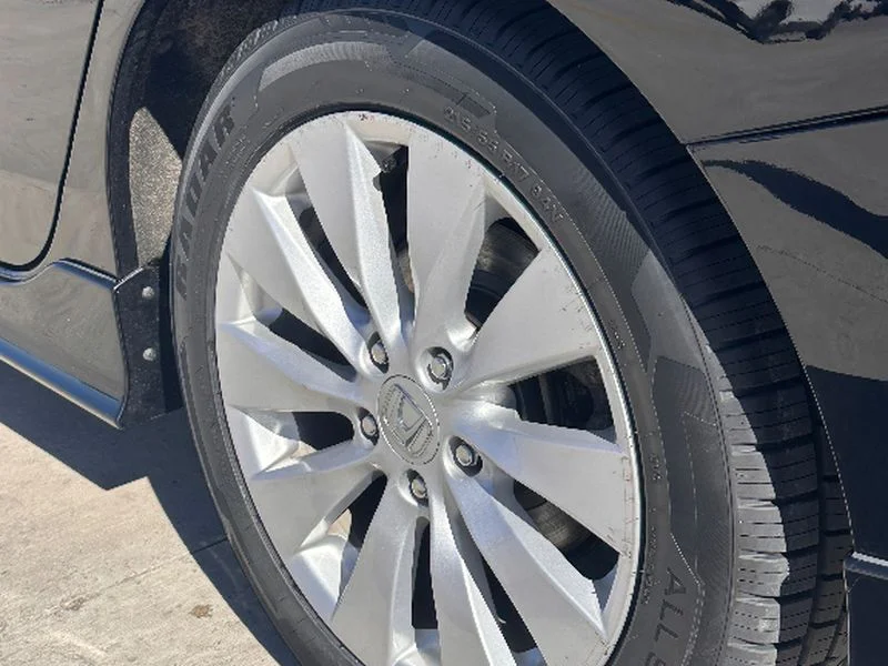 Used 2015  Honda EX image 8