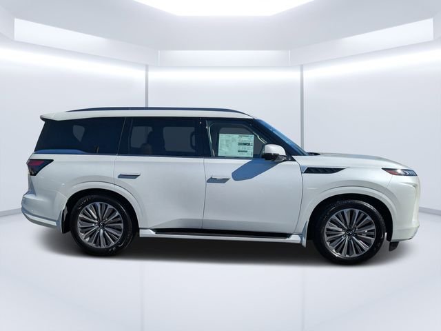 New 2026 RADIANT WHITE INFINITI Luxe 4WD image 2