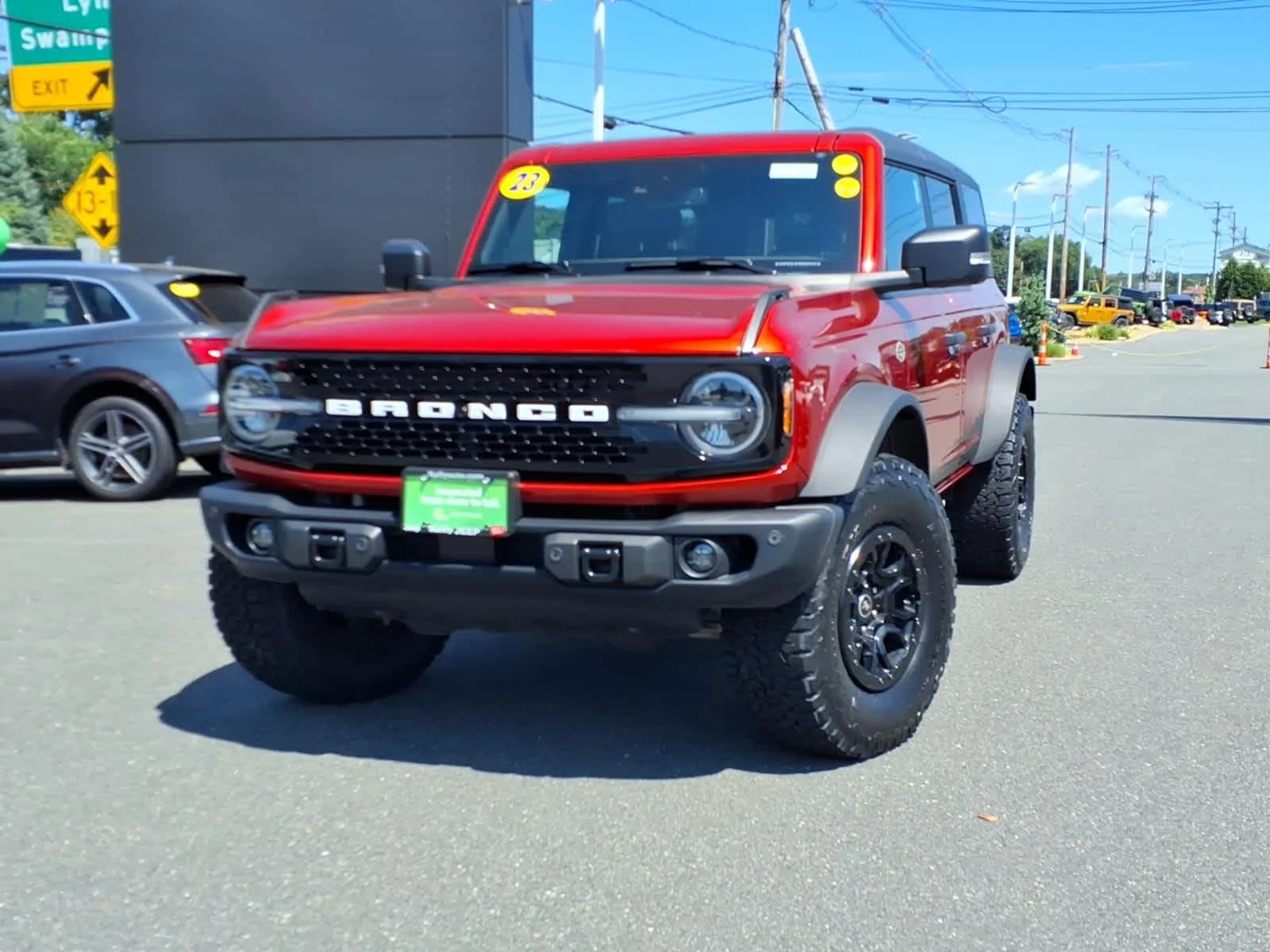 Certified Used 2023 Hot Pepper Red Tinted Clearcoat Ford Wildtrak image 2