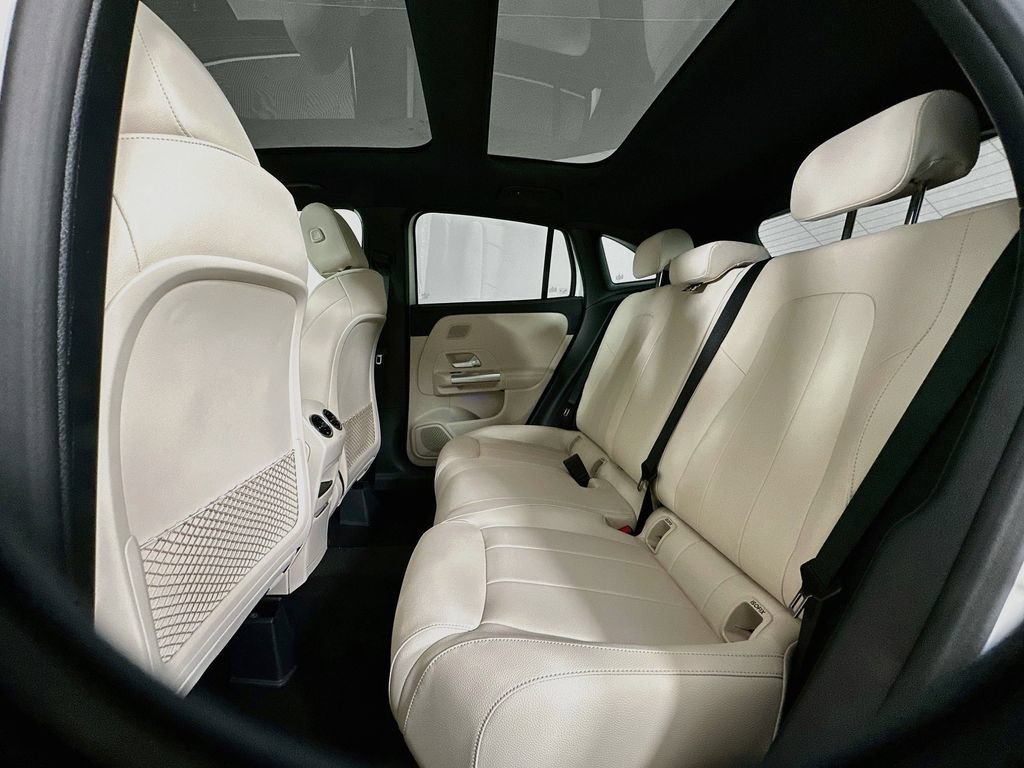 New 2026 Polar White Mercedes-Benz GLA 250 image 57