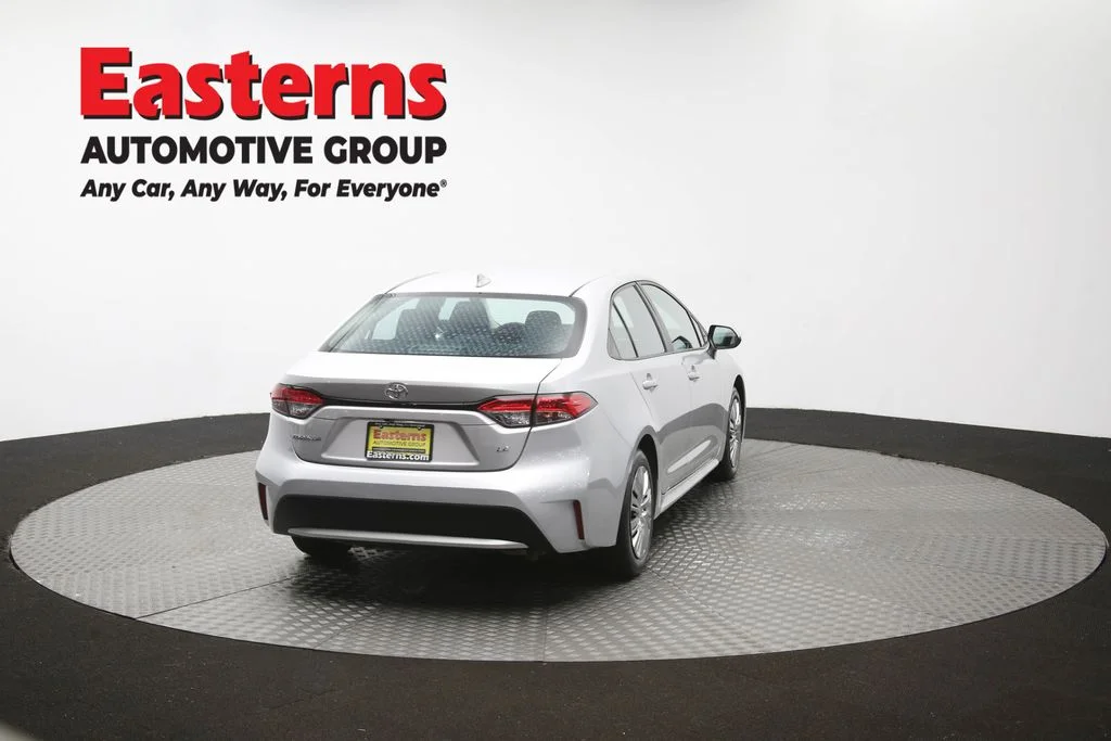 Used 2022 Silver Toyota LE image 38