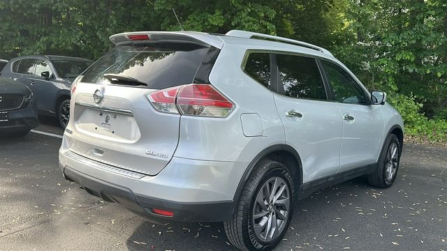 Used 2016 Silver Nissan SL image 5