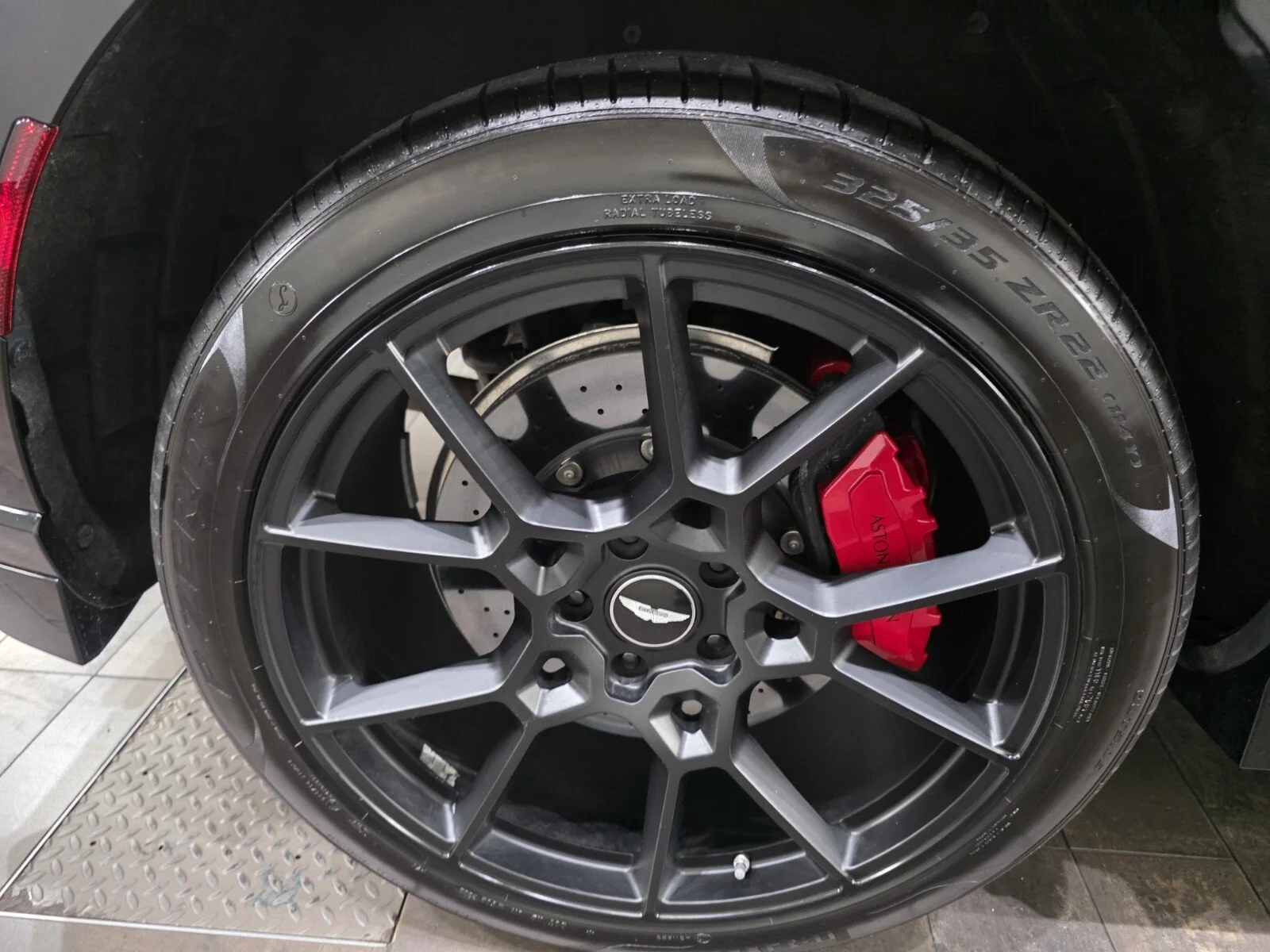 Used 2023 Onyx Black Aston Martin 707 image 4