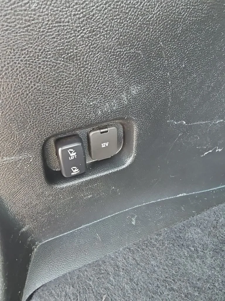 Used 2015 White Ford Titanium image 31