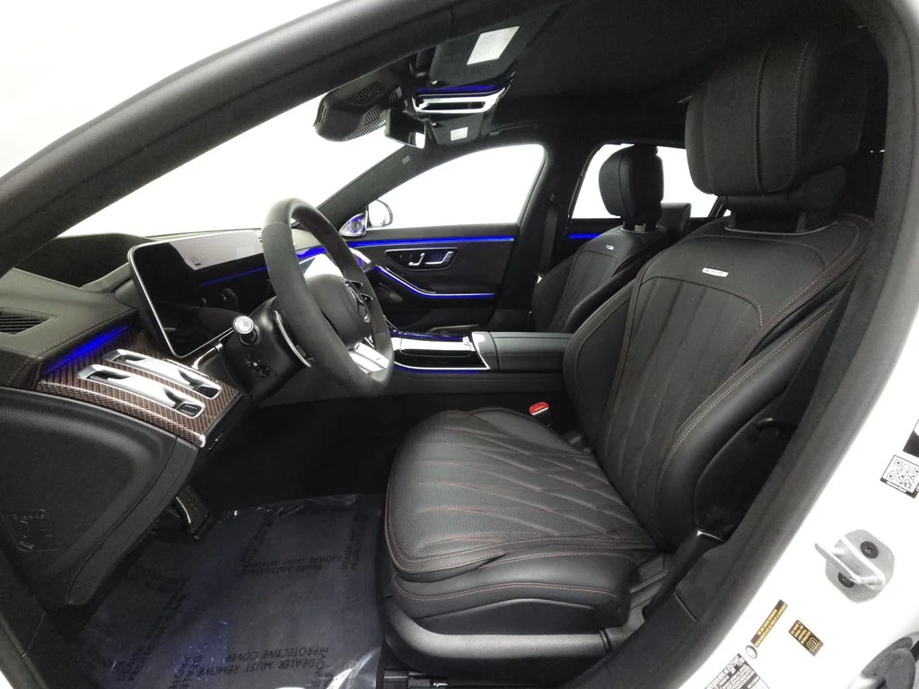 Certified Used 2024 MANUFAKTUR Moonlight White Metallic Mercedes-Benz S 63 E AMG® image 8