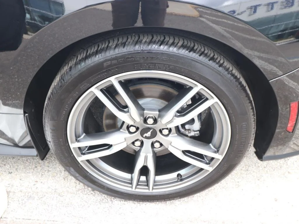 Used 2024 Black Ford EcoBoost image 12