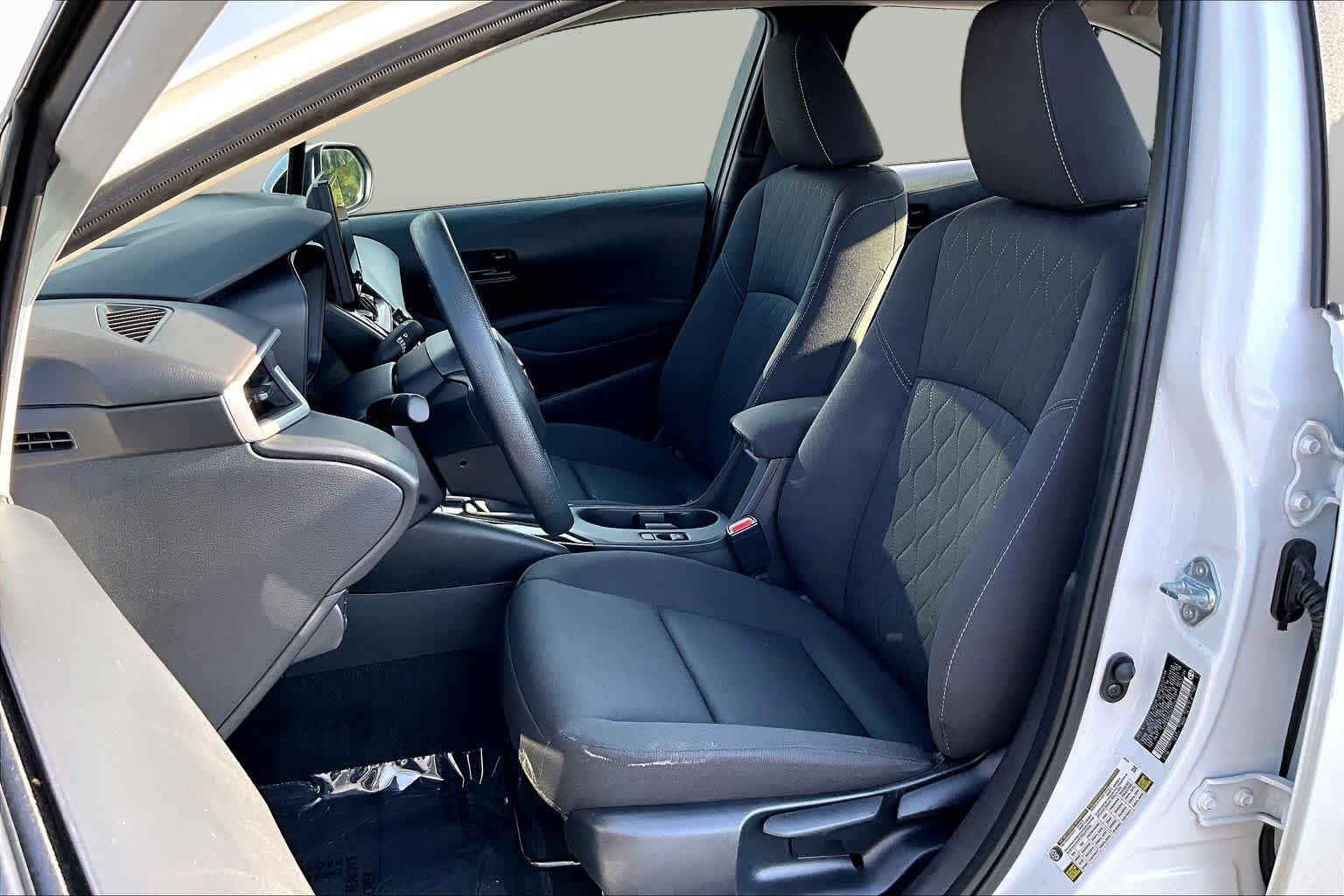 Used 2025 Wind Chill Pearl Toyota LE image 8
