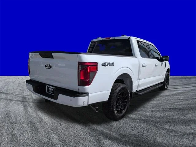 New 2026 Oxford White Ford XLT image 4