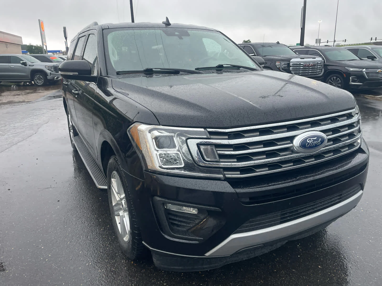 2019 Ford Expedition XLT's photo