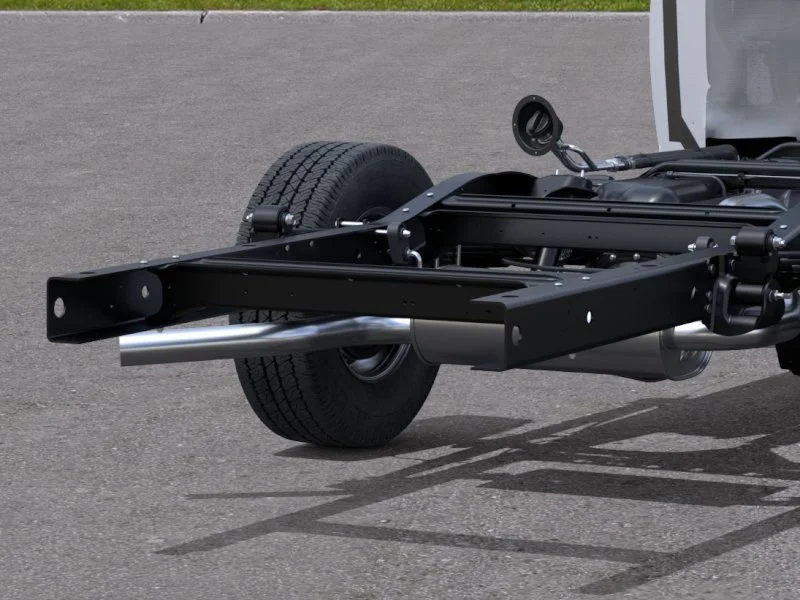 New 2026 Summit White Chevrolet 1WT image 21