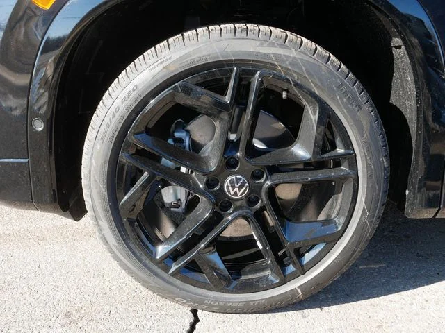 New 2026 Black Volkswagen 2.0T SE R-Line Black image 5