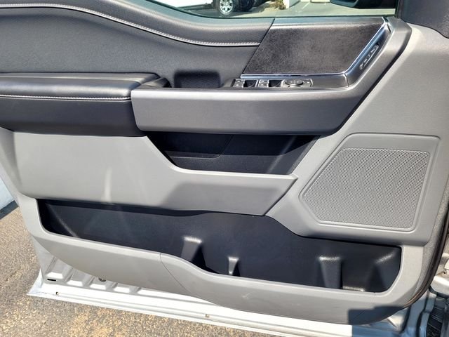 Used 2025 Silver Ford XLT image 14