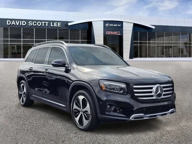 Used 2024 Black Mercedes-Benz GLB 250 image 5