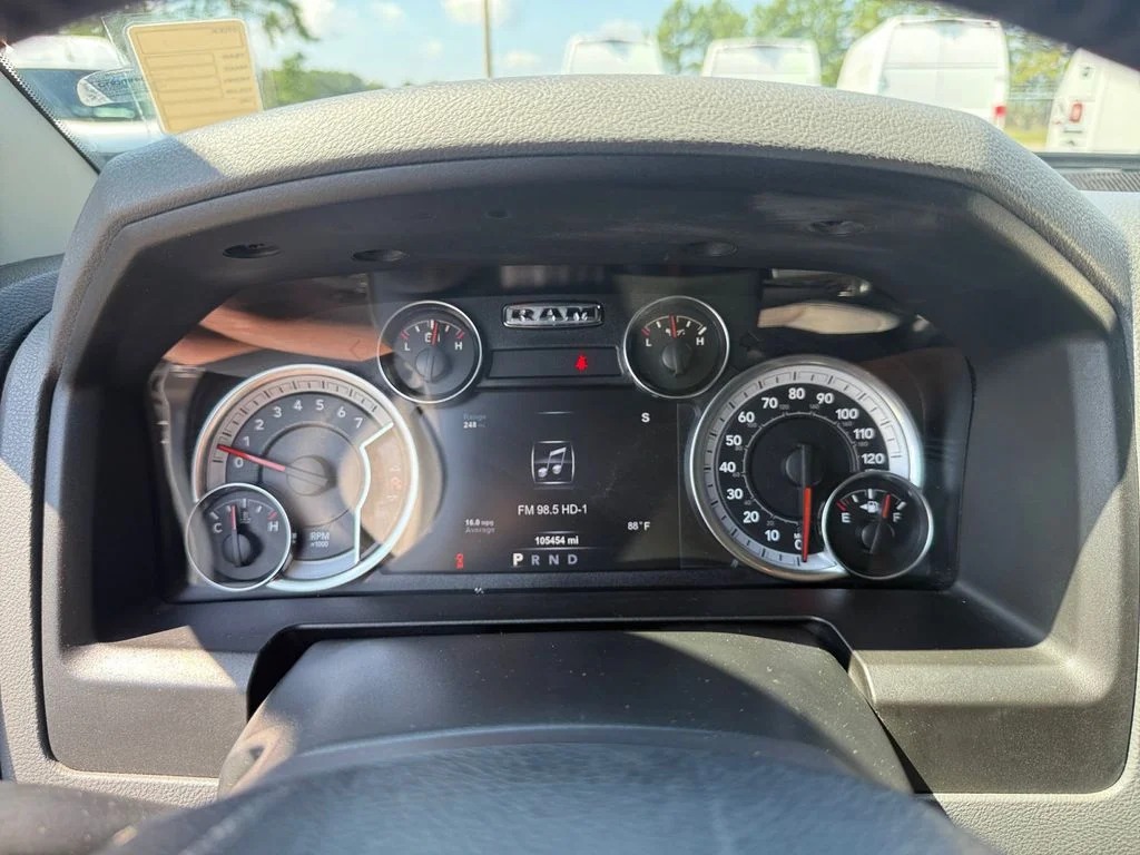 Used 2019 Silver Ram Big Horn image 18