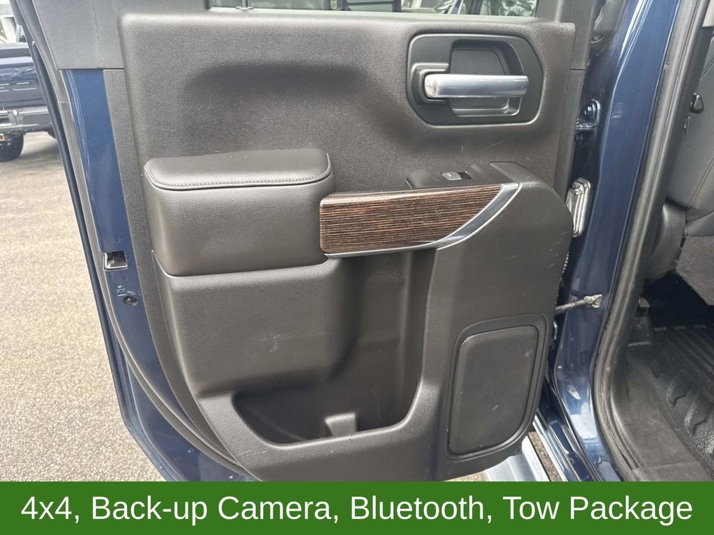 Used 2020 Blue GMC SLE image 16