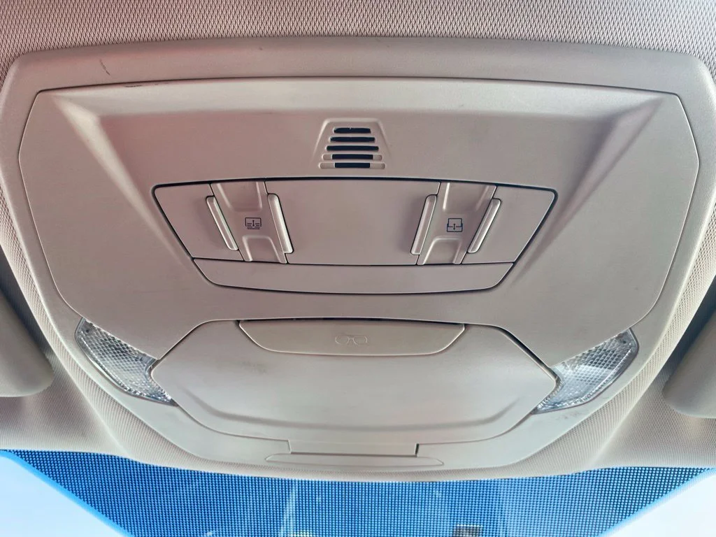 Used 2016 Silver Ford SE image 25