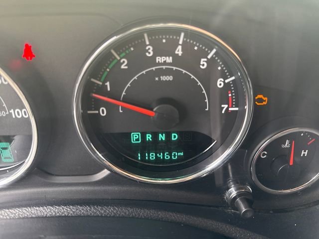 Used 2018 Rhino Clearcoat Jeep Sport S image 21
