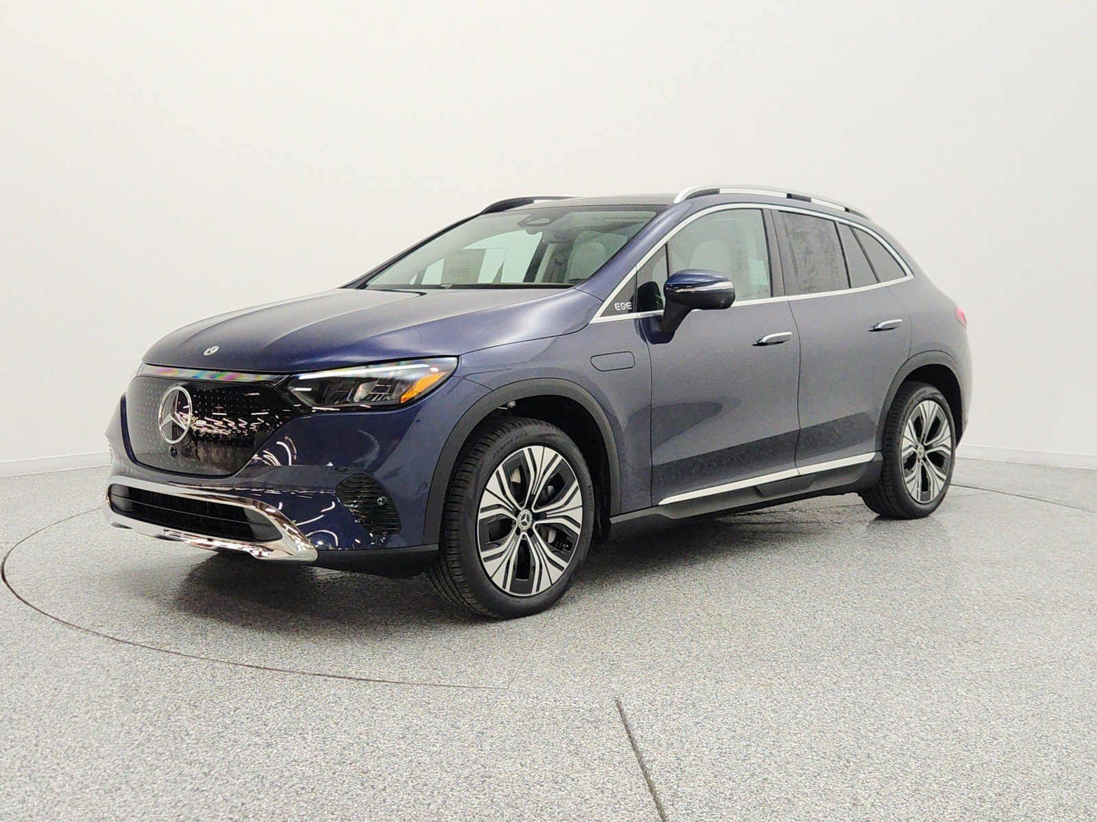 2026 Mercedes-Benz EQE SUV EQE 320 4MATIC's photo