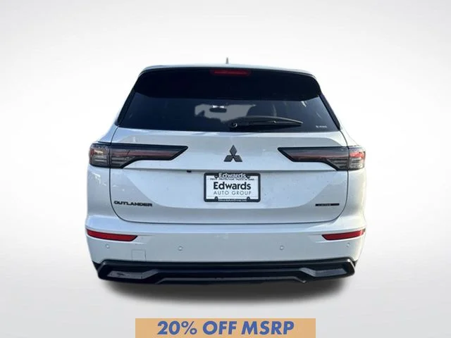New 2026 White Mitsubishi LE image 7