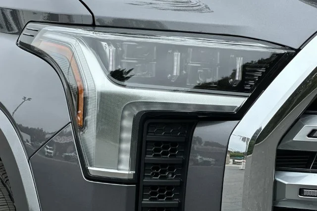 2026 Toyota Tundra 1794 Edition - Photo 31