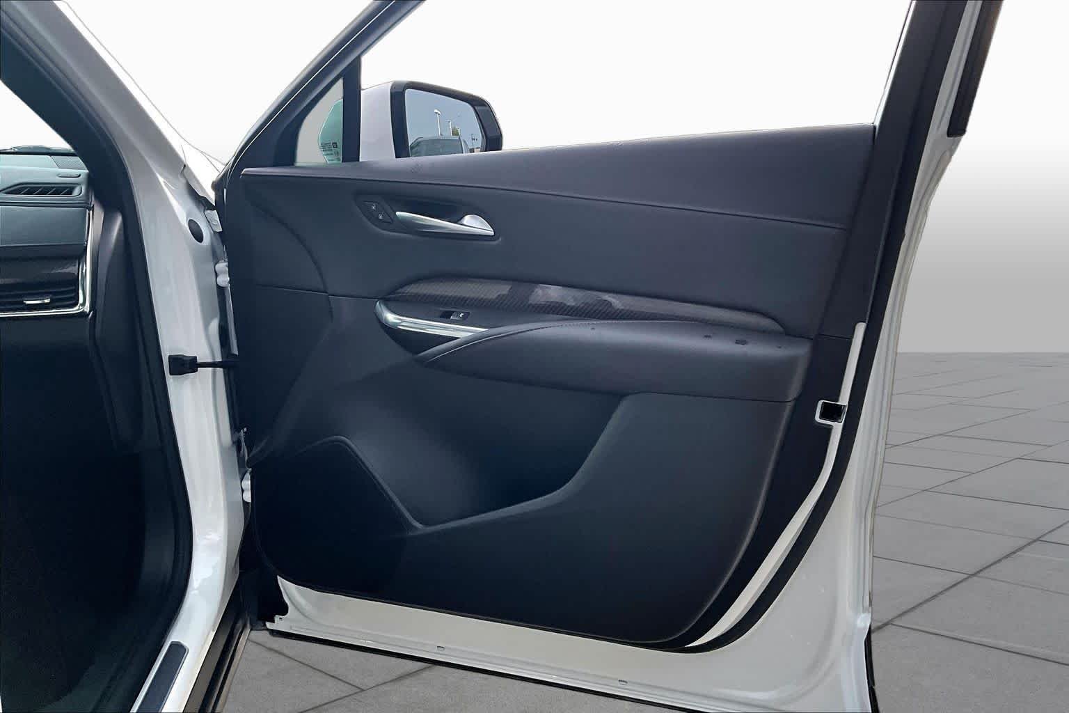 Used 2023 Crystal White Tricoat Cadillac FWD Sport image 23
