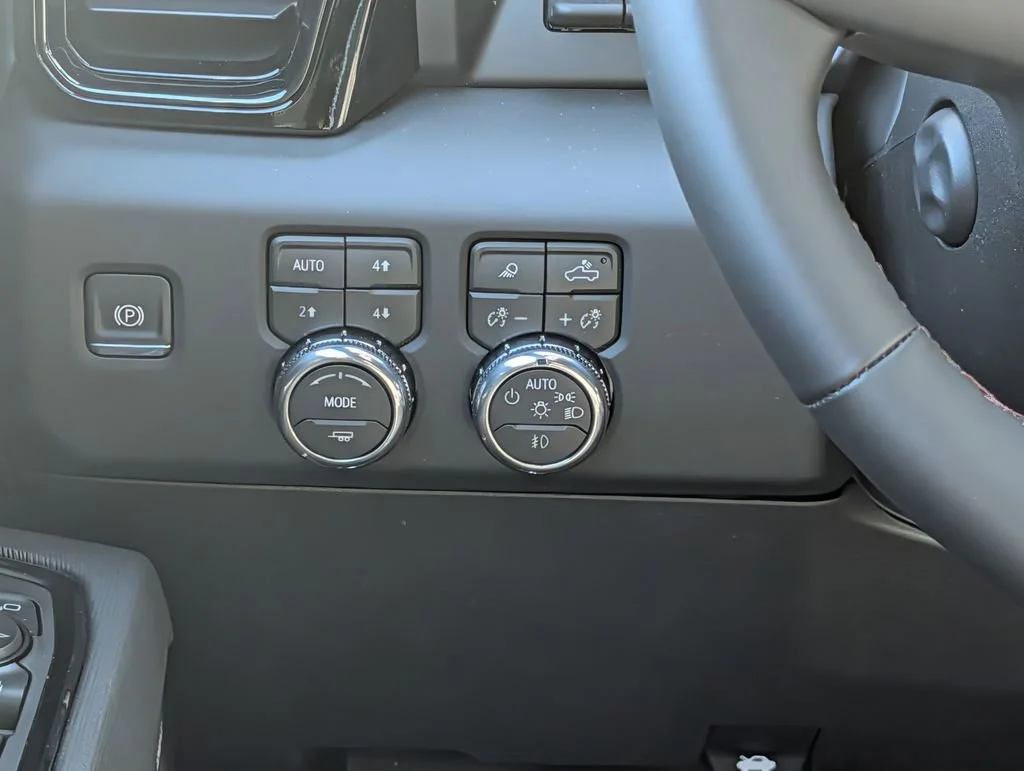 2026 GMC Sierra 1500 AT4X - Photo 11