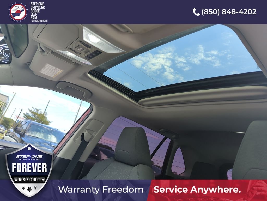 Used 2019 Red Toyota XLE image 27
