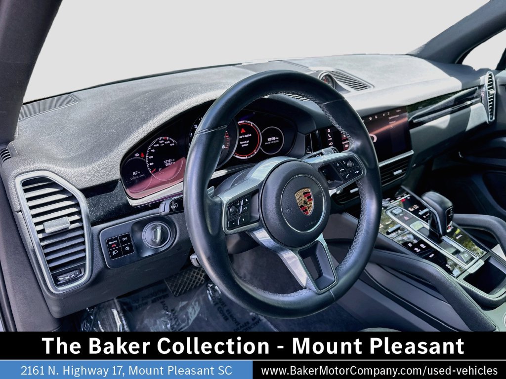 Used 2021 Silver Porsche Base image 9