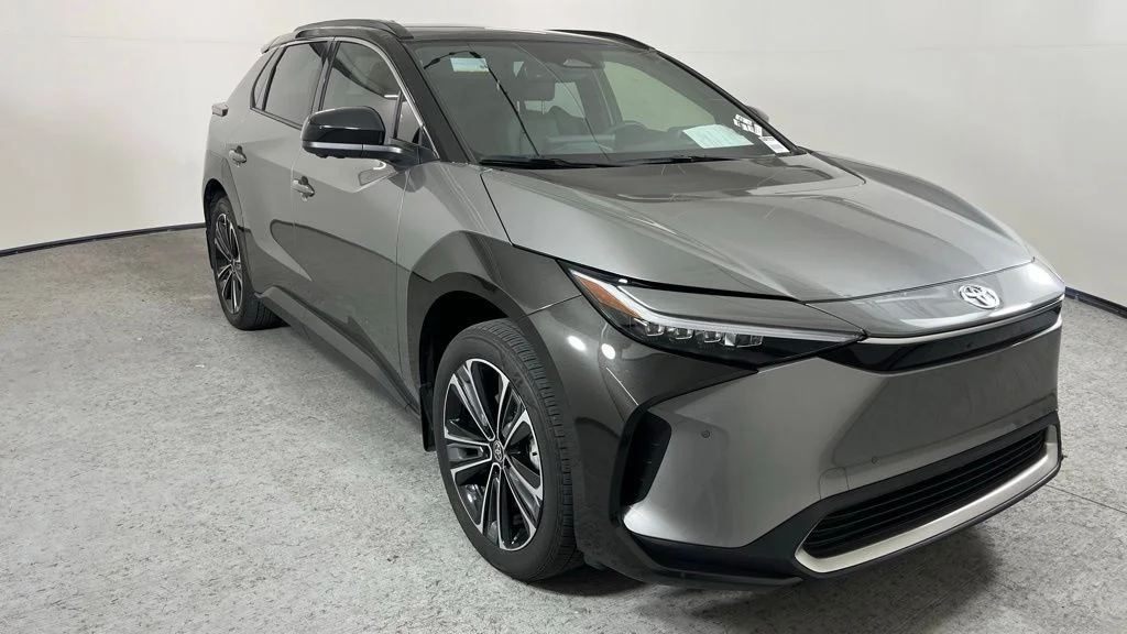 2023 Toyota bZ4X Limited AWD's photo