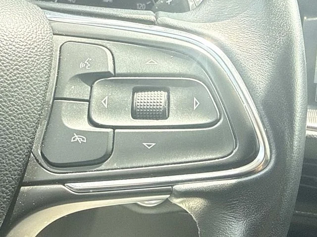Used 2022 White Buick Preferred image 22