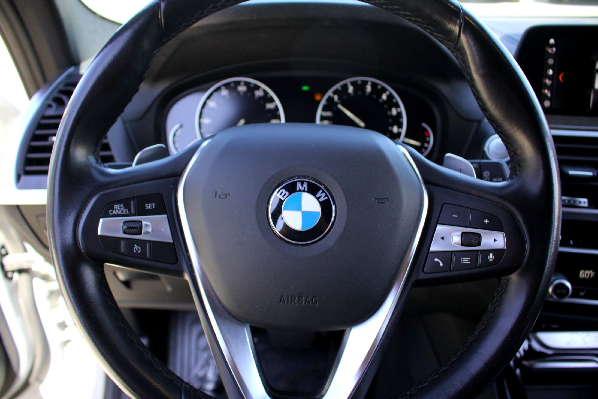 Used 2021 Glacier Silver Metallic BMW sDrive30i image 11