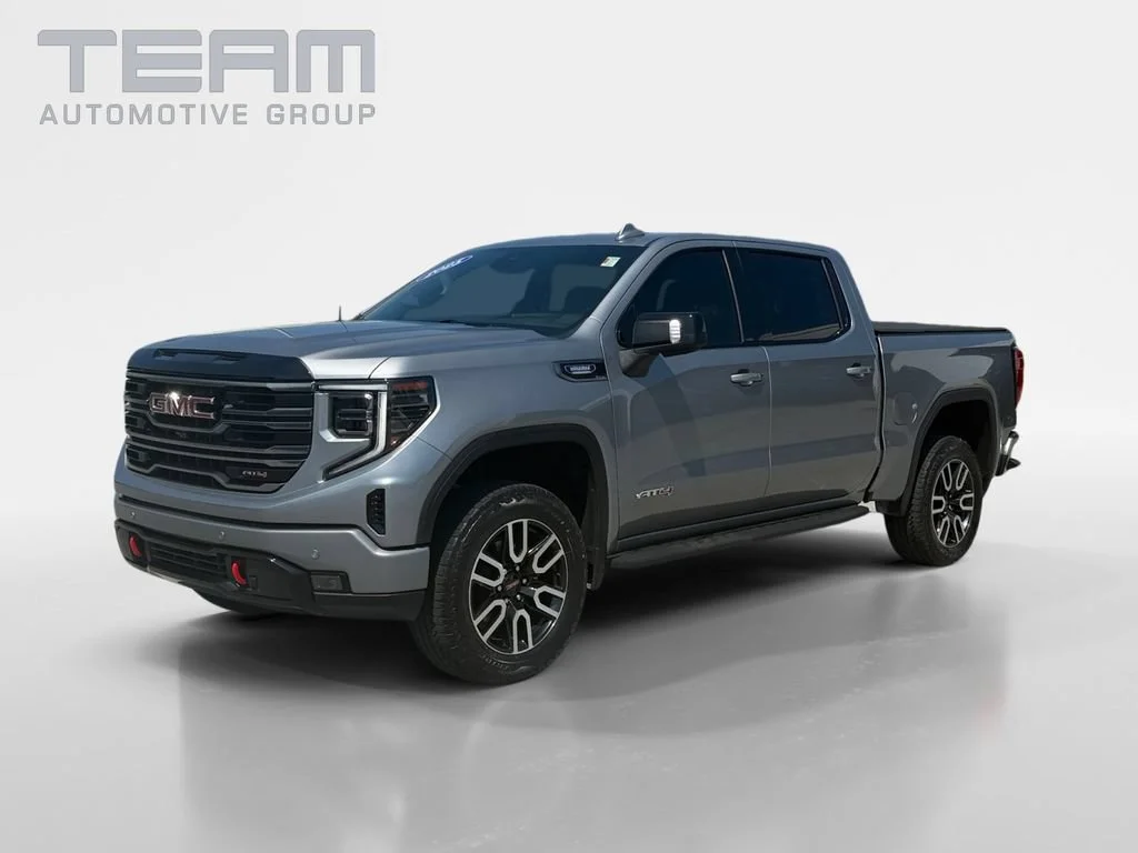 Used 2025 Sterling Metallic GMC AT4 image 3