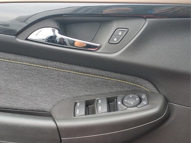 New 2026 Mosaic Black Metallic Chevrolet ACTIV image 14