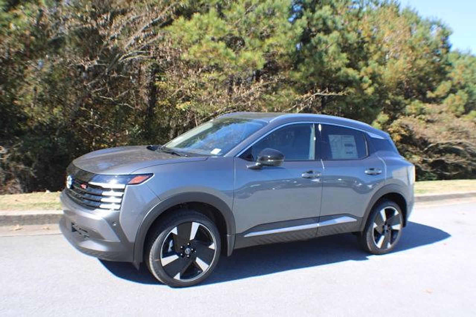 New 2026 Gun Metallic Nissan SR image 4