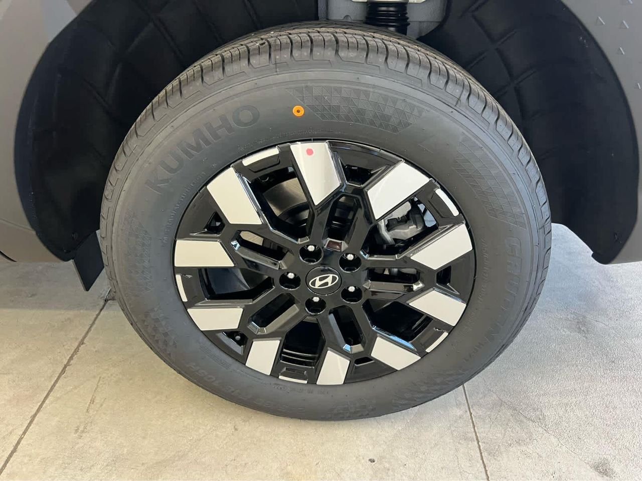 New 2026 Atlas White Hyundai SE AWD image 10