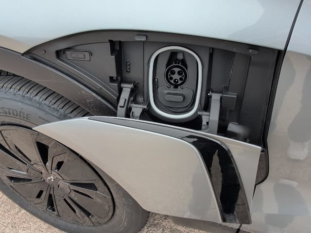 New 2026 Sterling Gray Metallic Chevrolet LT image 30