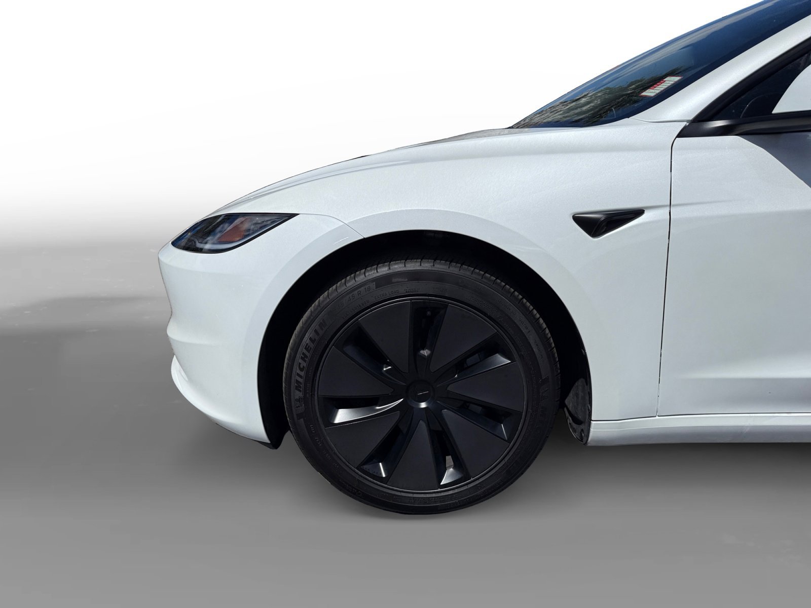 Used 2024 Pearl White Multi-Coat Tesla Base image 9