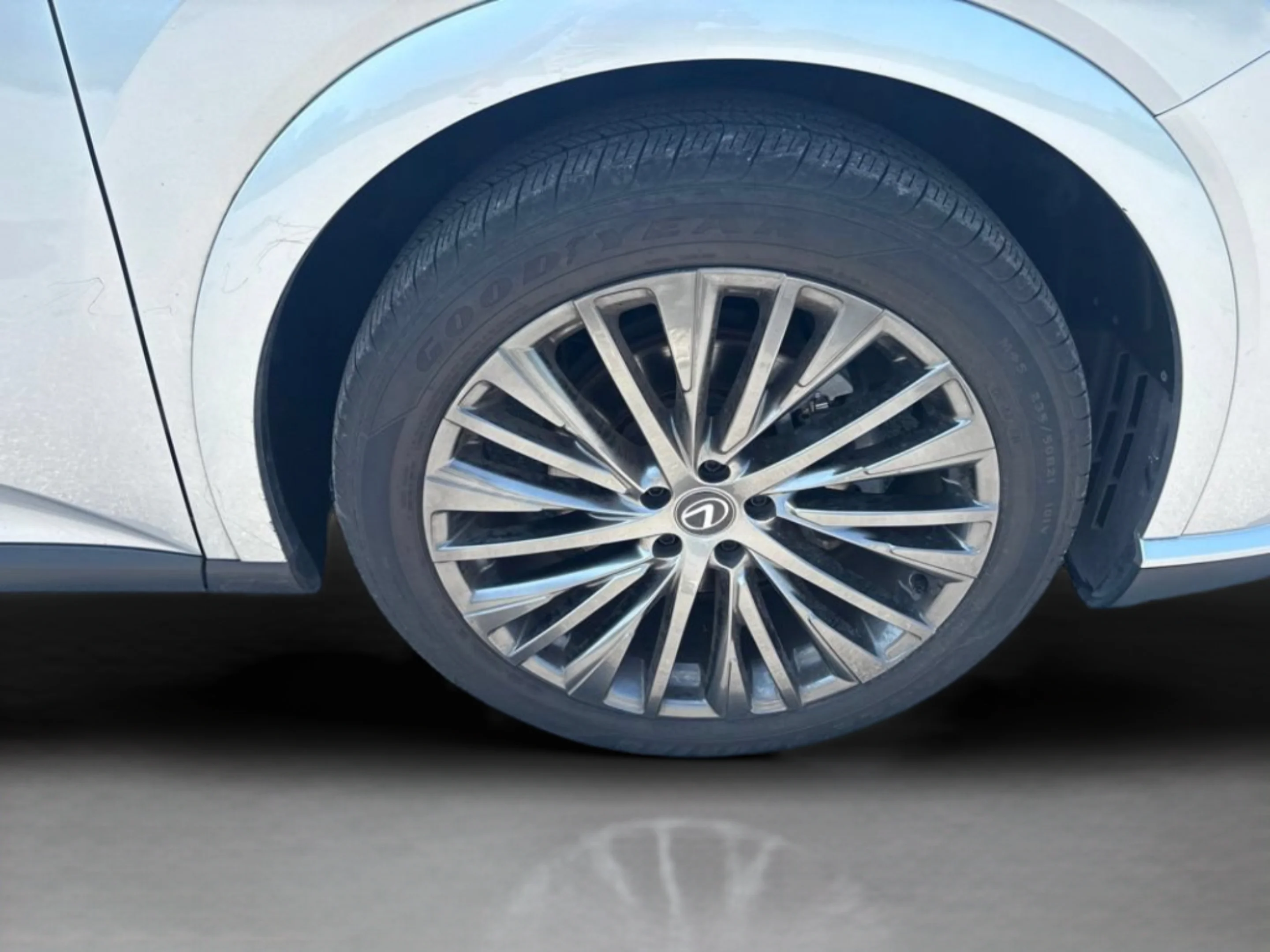 Used 2023 Iridium Lexus 350 Luxury image 41