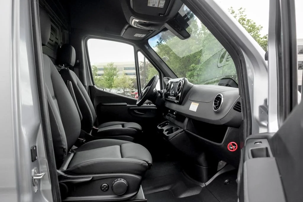 New 2026 high-tech silver metallic Mercedes-Benz Cargo 144 WB image 48